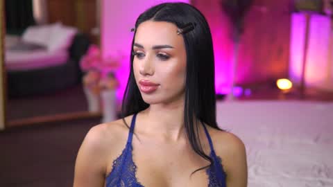 jenna_day online show from February 1, 2025, 9:21 am