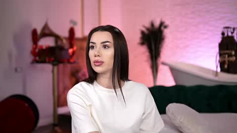 jenna_day online show from April 18, 2026, 7:01 am