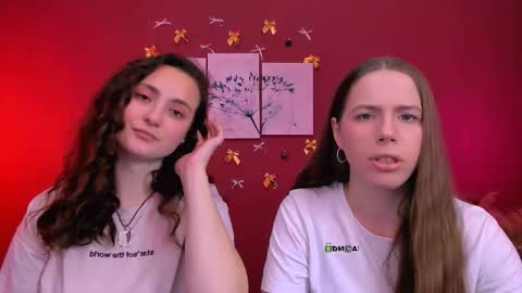 Snapshot of jenna_elayne chatting on January 7, 2026, 9:45 am jenna_elayne online show from January 7, 2026, 9:45 am