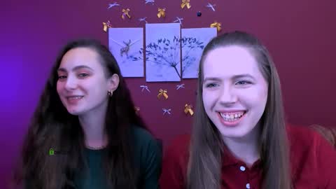 Snapshot of jenna_elayne chatting on January 14, 2026, 8:31 am jenna_elayne online show from January 14, 2026, 8:31 am