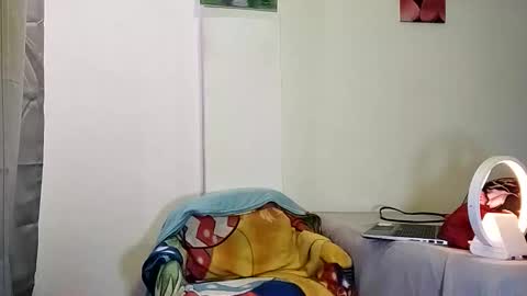 Snapshot of jenna_grey24 chatting on December 15, 2025, 4:39 am Isabella online show from December 15, 2025, 4:39 am