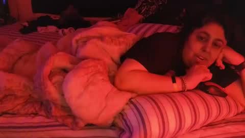  Dragon Queen. Be my Dragon --  and  online show from November 7, 2025, 11:43 am