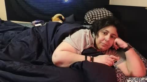  Dragon Queen. Be my Dragon --  and  online show from November 17, 2025, 2:01 pm