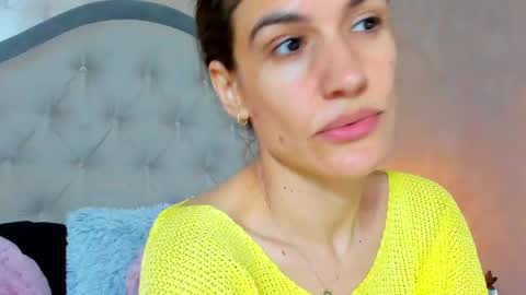 Snapshot of jennamyers chatting on May 19, 2026, 6:58 pm JennaMyers online show from May 19, 2026, 6:58 pm