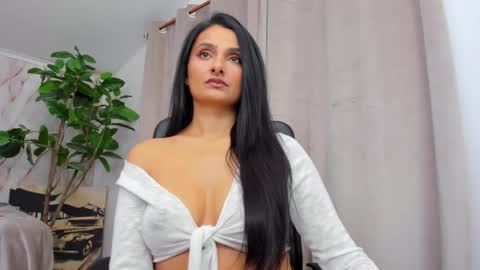 Snapshot of jennaprice chatting on January 7, 2026, 5:43 am JennaPrice online show from January 7, 2026, 5:43 am