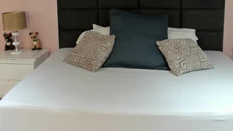 Snapshot of jenner_madison chatting on January 16, 2026, 10:52 am jenner_madison online show from January 16, 2026, 10:52 am