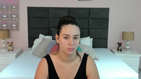 Snapshot of jenner_madison chatting on February 12, 2026, 11:38 am jenner_madison online show from February 12, 2026, 11:38 am