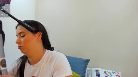 Snapshot of jenner_madison chatting on March 15, 2026, 12:33 pm jenner_madison online show from March 15, 2026, 12:33 pm