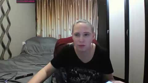 JenniDeep online show from February 26, 2026, 3:55 pm