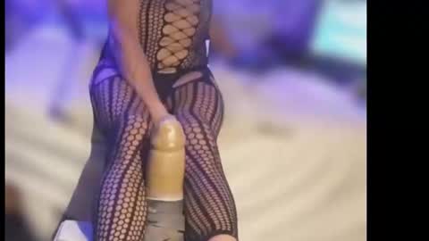 Jennie bttmcd online show from September 10, 2025, 10:15 am