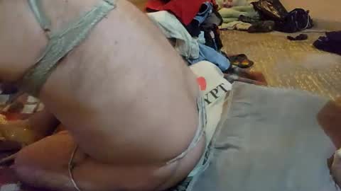 Snapshot of jennieheels19 chatting on January 23, 2025, 8:15 am jennieheels19 online show from January 23, 2025, 8:15 am