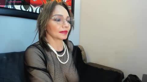 Snapshot of jennierosse chatting on November 30, 2025, 1:37 pm Jennie online show from November 30, 2025, 1:37 pm