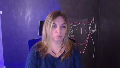 Jennifer online show from October 7, 2025, 7:27 am