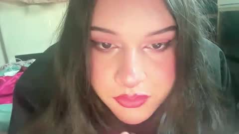 jennifer_robbie online show from November 8, 2025, 8:14 am