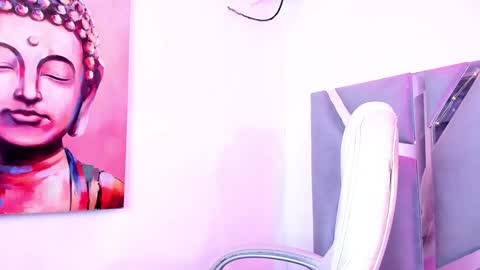 jennifer_t online show from December 21, 2024, 8:00 pm