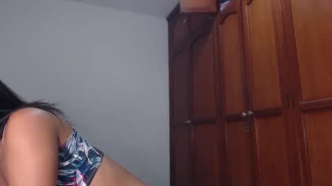 jennifer_t online show from March 1, 2025, 9:59 pm