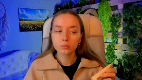Snapshot of jennifergraces chatting on October 7, 2025, 9:50 am Jennifer online show from October 7, 2025, 9:50 am