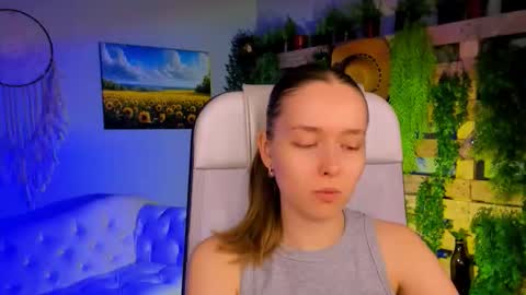 Snapshot of jennifergraces chatting on October 21, 2025, 10:16 am Jennifer online show from October 21, 2025, 10:16 am