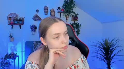 Jennifer online show from July 10, 2026, 11:07 pm