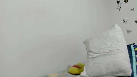 jenniferloveyou online show from April 2, 2026, 10:24 am