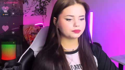 Snapshot of jenniferwandis77 chatting on December 6, 2024, 10:08 pm Jenni online show from December 6, 2024, 10:08 pm