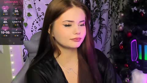 Snapshot of jenniferwandis77 chatting on January 11, 2025, 11:02 am Jenni online show from January 11, 2025, 11:02 am