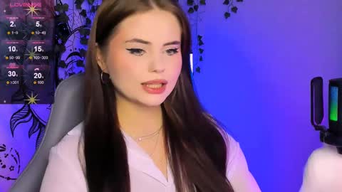 Snapshot of jenniferwandis77 chatting on March 5, 2025, 12:11 pm Jenni online show from March 5, 2025, 12:11 pm