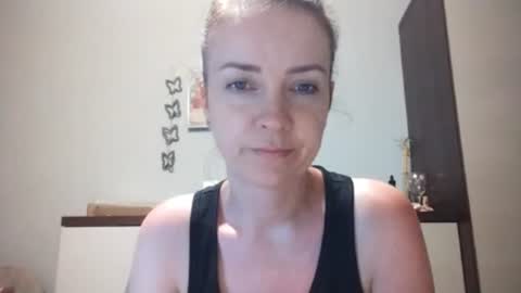JenniferXSweet online show from June 21, 2026, 8:33 pm