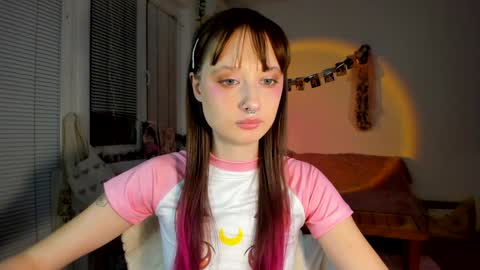 Snapshot of jenny_cox_love chatting on December 5, 2024, 6:33 pm Jennifer Jenny Darling   online show from December 5, 2024, 6:33 pm