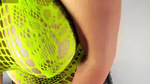 Snapshot of jenny_desire chatting on November 20, 2025, 3:28 am jenny online show from November 20, 2025, 3:28 am