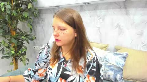 Snapshot of jenny_jimmy chatting on September 11, 2025, 12:22 am Jenny online show from September 11, 2025, 12:22 am
