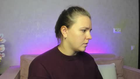 Snapshot of jenny_jimmy chatting on October 3, 2025, 12:40 am Jenny online show from October 3, 2025, 12:40 am