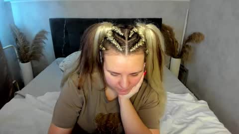 Jenny online show from February 20, 2026, 6:19 am