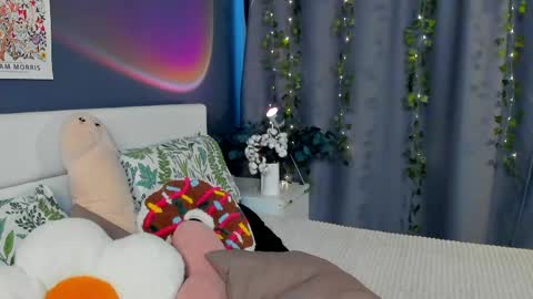 Jennt online show from June 1, 2026, 3:41 am