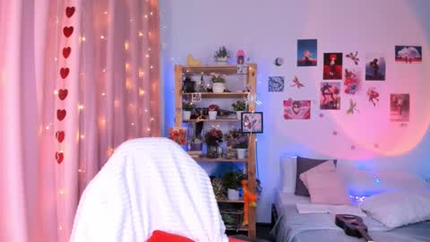 Snapshot of jenny_piper chatting on February 23, 2025, 7:00 am Jenny Piper online show from February 23, 2025, 7:00 am