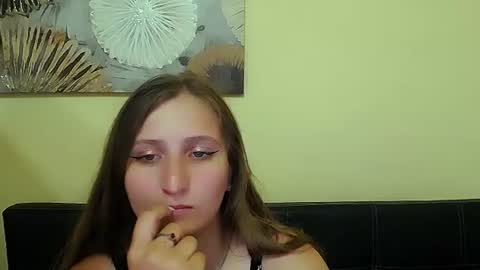 Snapshot of jenny_smille_ chatting on June 18, 2026, 9:47 am jenny_smille_ online show from June 18, 2026, 9:47 am