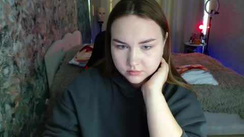 Jenny online show from November 6, 2025, 8:48 am