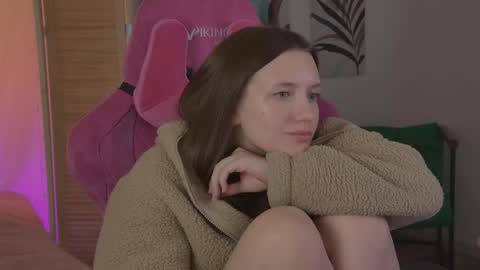 Jenny NO Nude online show from April 13, 2026, 5:07 pm