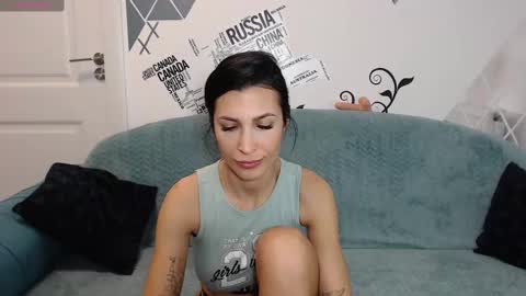 Jenny online show from February 19, 2025, 10:01 am