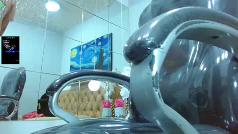 Snapshot of jeremias_1 chatting on December 15, 2025, 2:21 pm JEREMIAS online show from December 15, 2025, 2:21 pm