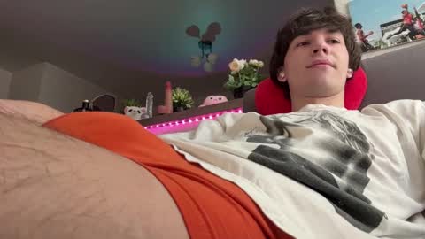 jeremy1scott online show from March 2, 2026, 7:59 am