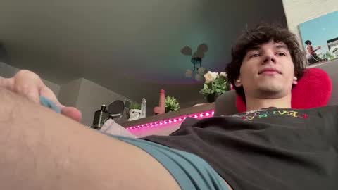 jeremy1scott online show from March 5, 2026, 5:36 am