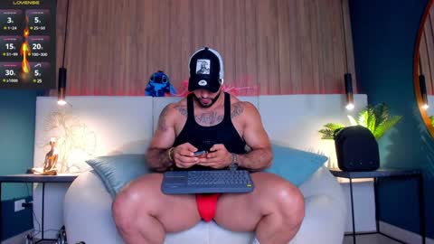 Snapshot of jeremy_harden chatting on January 13, 2025, 11:27 pm Jeremy online show from January 13, 2025, 11:27 pm