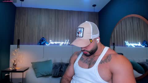 Snapshot of jeremy_harden chatting on January 16, 2025, 10:02 pm Jeremy online show from January 16, 2025, 10:02 pm