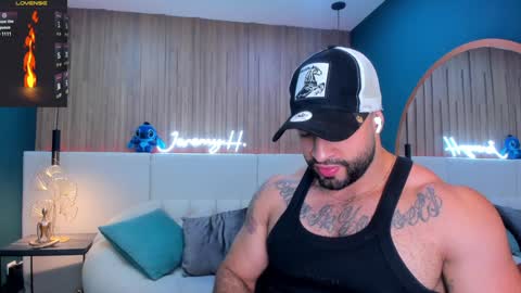 Snapshot of jeremy_harden chatting on January 22, 2025, 9:54 pm Jeremy online show from January 22, 2025, 9:54 pm
