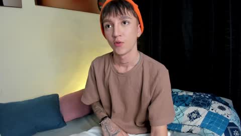 Snapshot of jeremy_salvatore_ chatting on January 16, 2025, 6:35 am jero independent model online show from January 16, 2025, 6:35 am