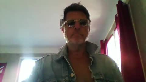 jerflor online show from April 2, 2026, 4:15 pm