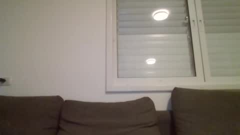 Snapshot of jermi24 chatting on December 24, 2024, 7:11 pm roee online show from December 24, 2024, 7:11 pm