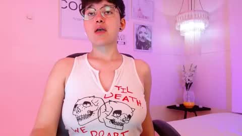 jero harper1 online show from October 20, 2025, 3:23 pm