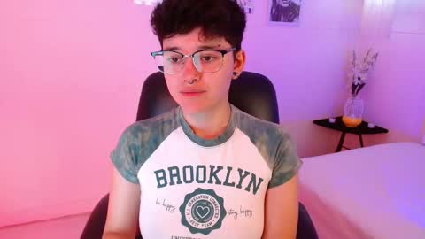 jero harper1 online show from October 23, 2025, 3:11 pm